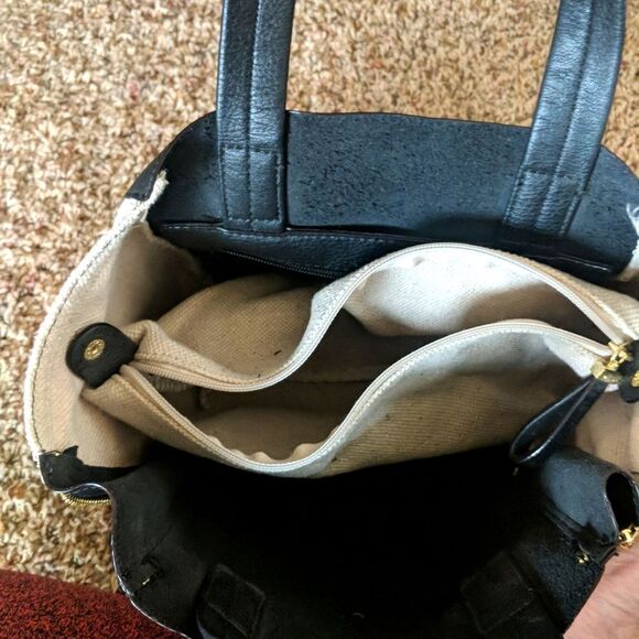 Kate Landry Purse - Picture 4 of 8